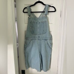 H&M Jean short overalls. Never worn with tags.